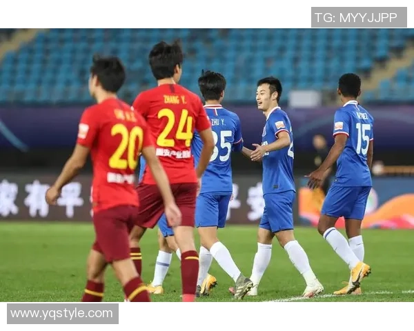 赛后分析：上海足球队与重庆足球队的耐力较量与战术博弈